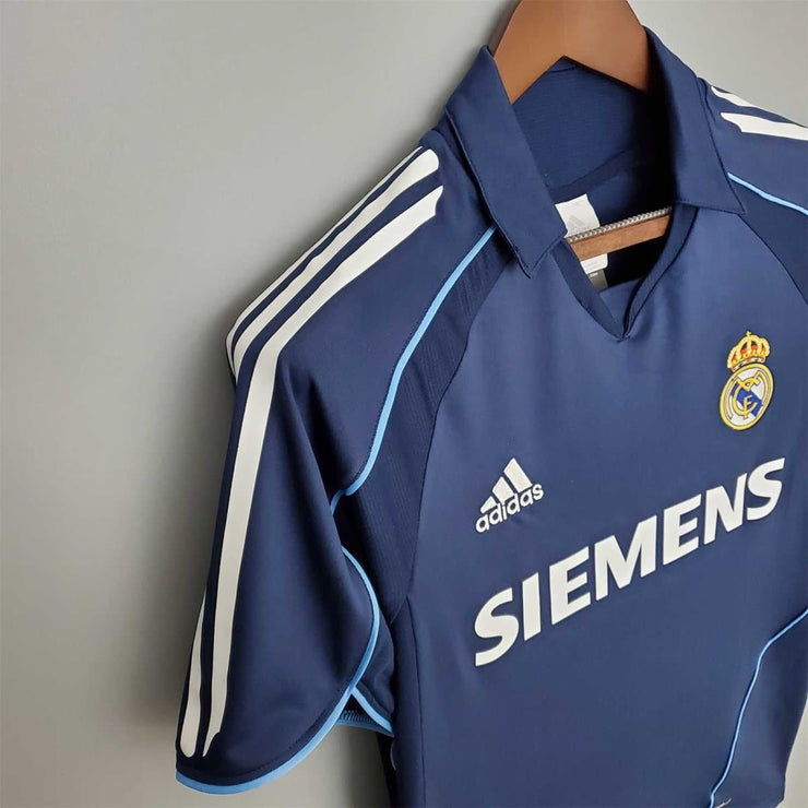 05-06 Real Madrid Away Retro Football Shirt