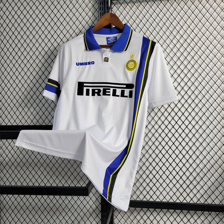 Pirelli Retro Tshirt Final League